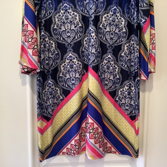 Melissa Paige Dress Size Medium Multicolored Floral Present Long Sleeves V-Neck - Picture 3 of 12